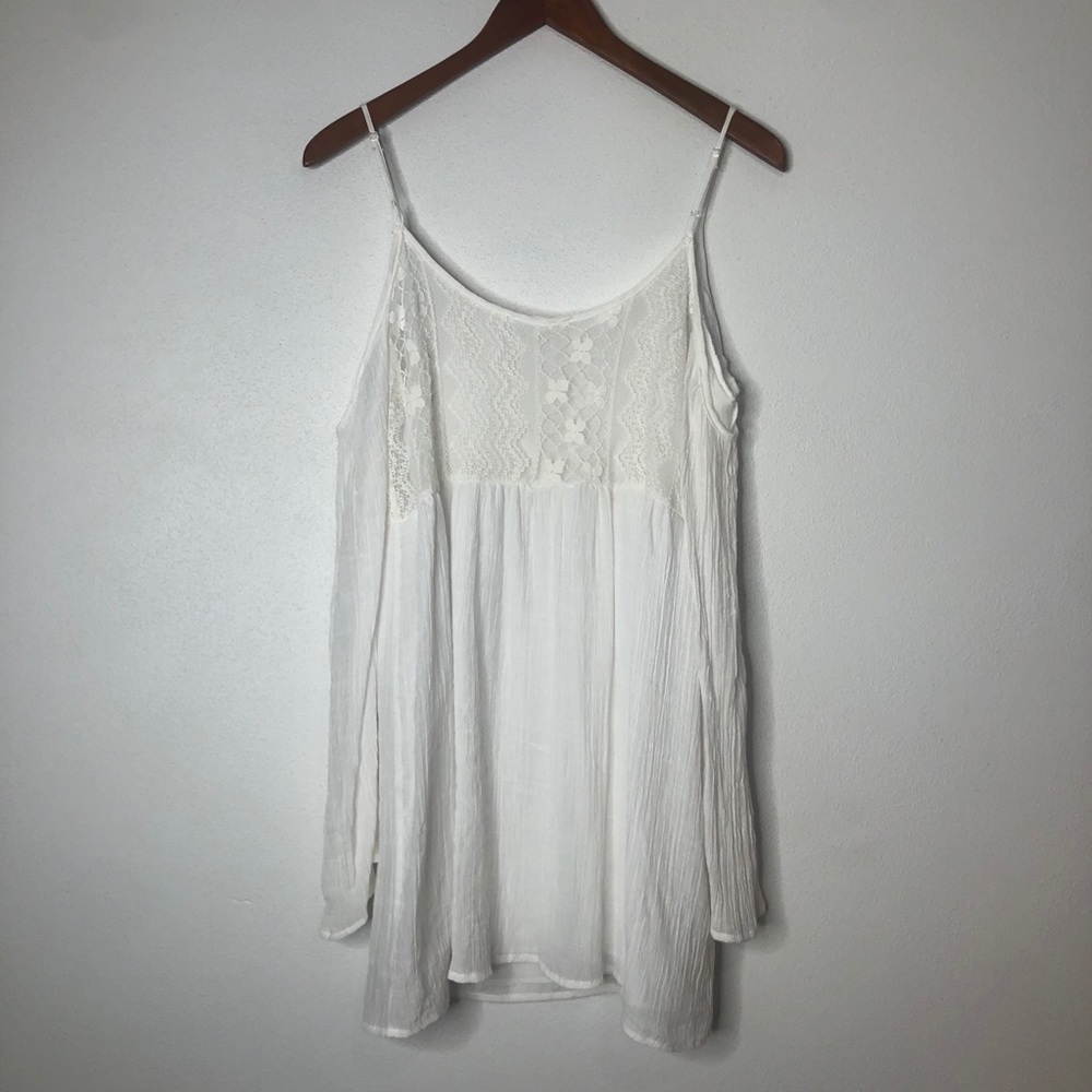 Honey Punch Cold Shoulder Tunic Top Small
